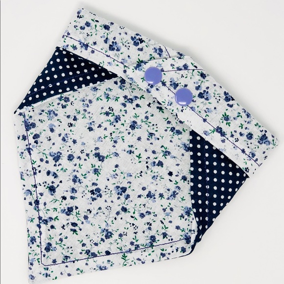 Dog Bandana Navy/White Floral & Polka Dot Print, Reversible, Snap Button Closure - Picture 2 of 4